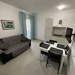 Ss Due Mari Apartment *